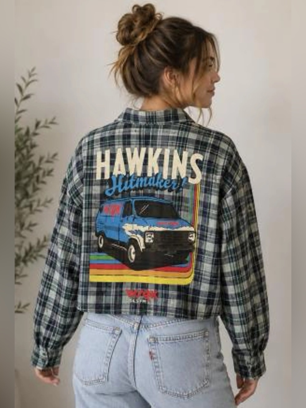 NWT Stranger Things Hawkins WSQK Cropped Flannel Shirt